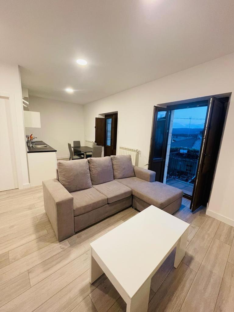 Apartamentos Rurales La Plaza 2 Duruelo de la Sierra Dış mekan fotoğraf