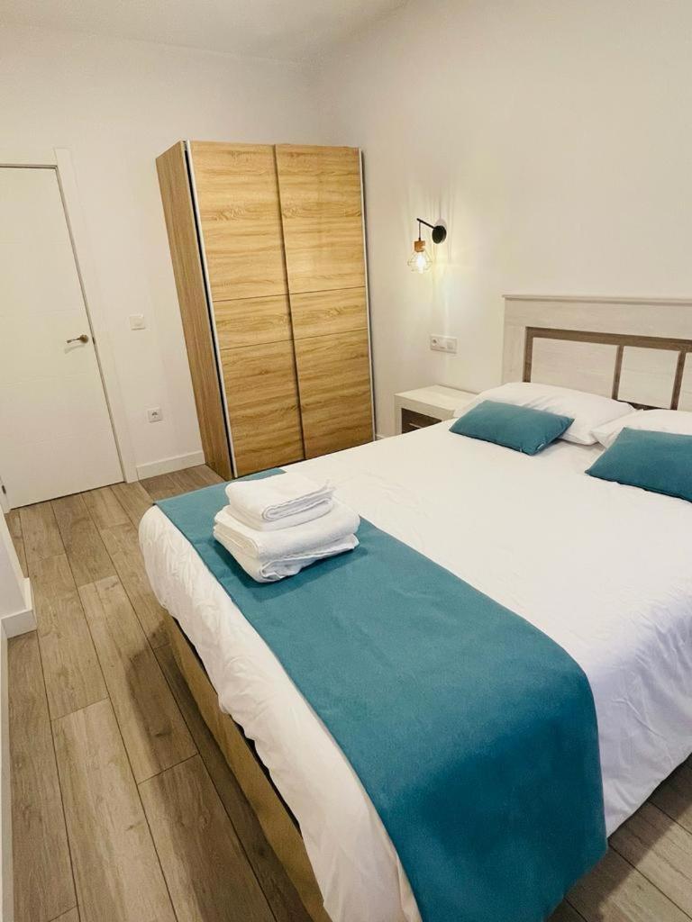 Apartamentos Rurales La Plaza 2 Duruelo de la Sierra Dış mekan fotoğraf